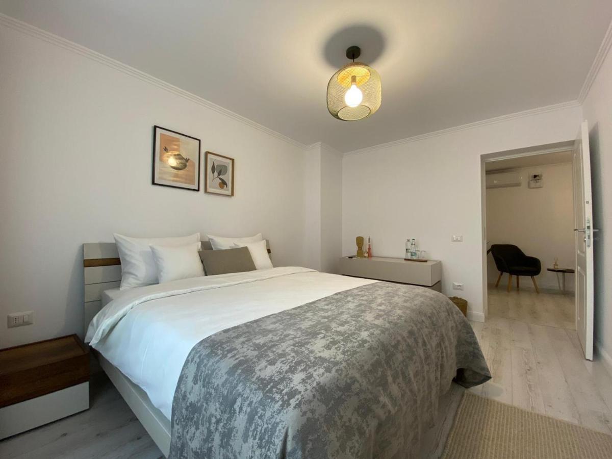 Cosy Apartments & Bistro Pufesti Habitación foto